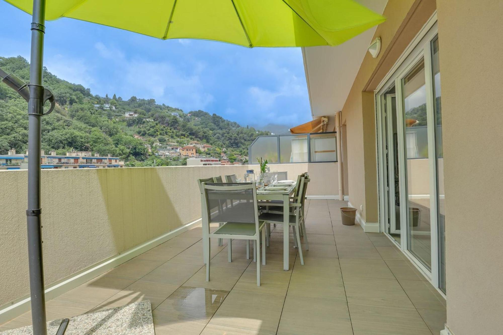 Spacieux Rooftop Parking, Terrasse Ensoleillee 멍똥 외부 사진